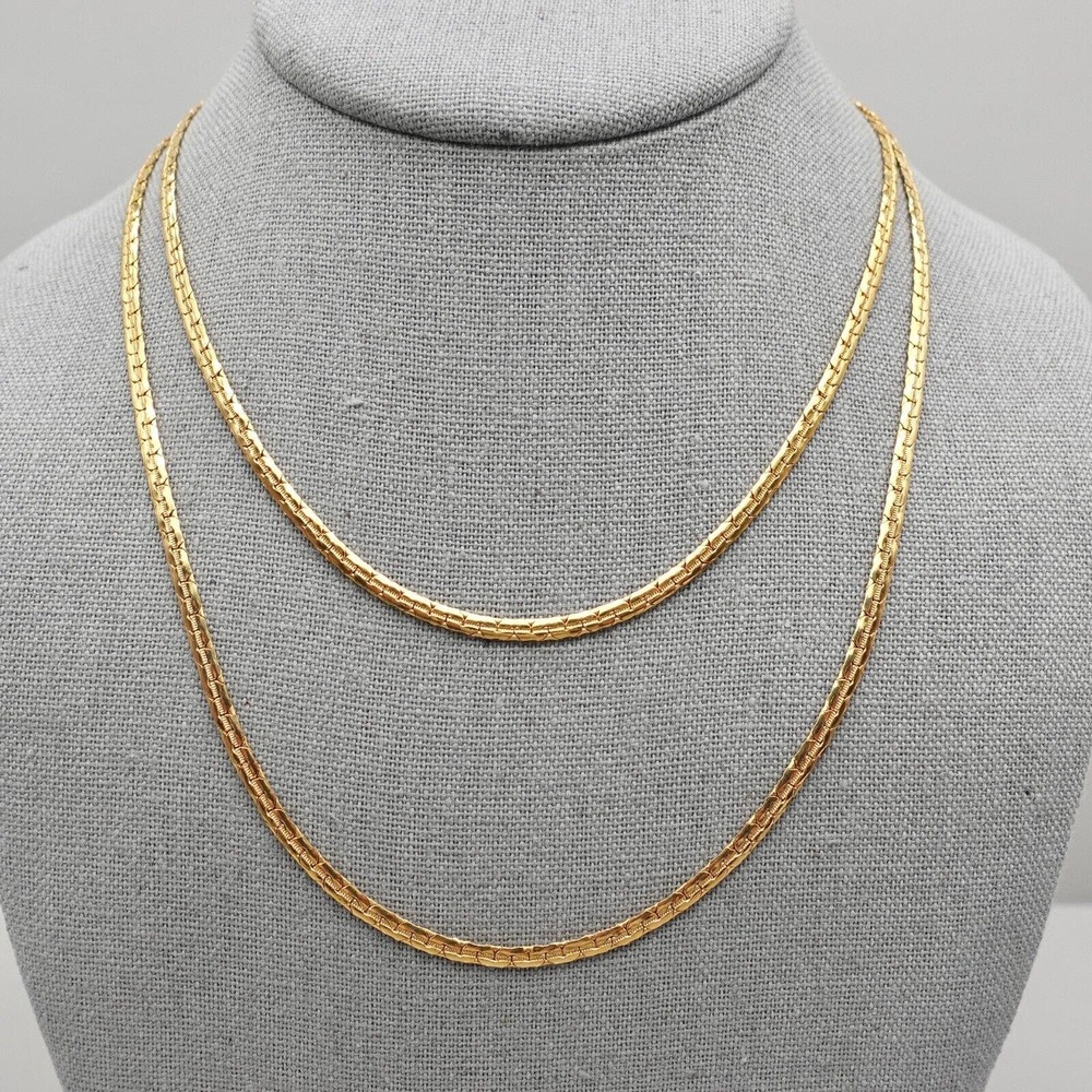 Vintage Roget Necklace Cobra Serpentine Gold tone Chain 28 Inch Costume Jewelry